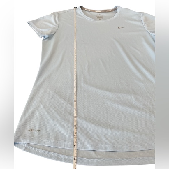 Nike Women’s Dri-FIT Light Blue Short Sleeve Tee, EUC, Size-L, Color-Light Blue - Picture 3 of 6